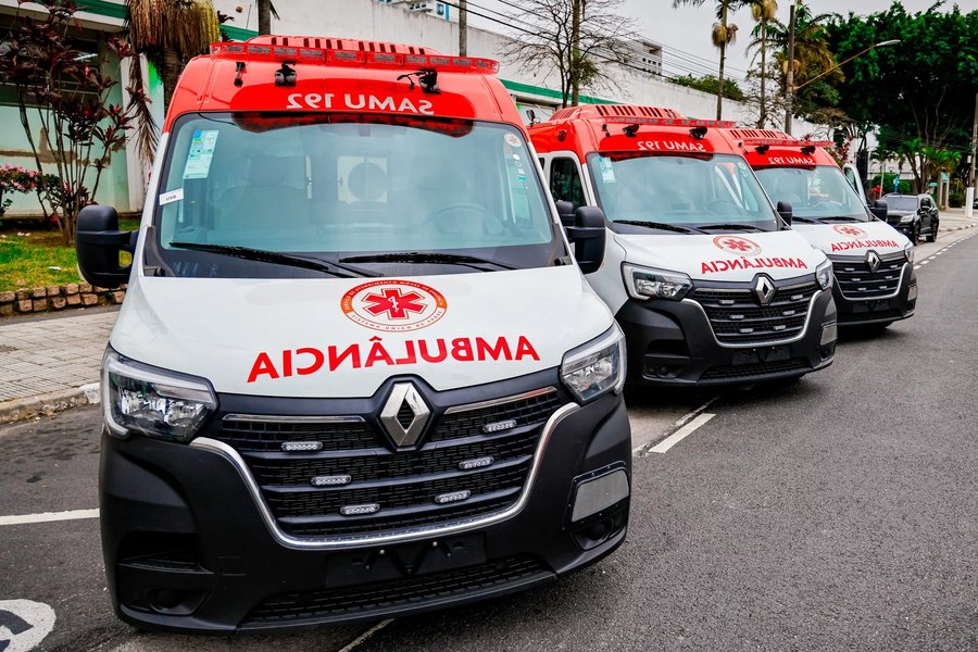Osasco recebe três novas ambulâncias para reforçar frota do SAMU